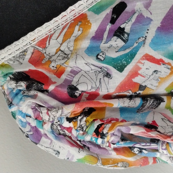 A Mere Co Resort Linen/Cotton Coverup. M/L - Picture 3 of 9